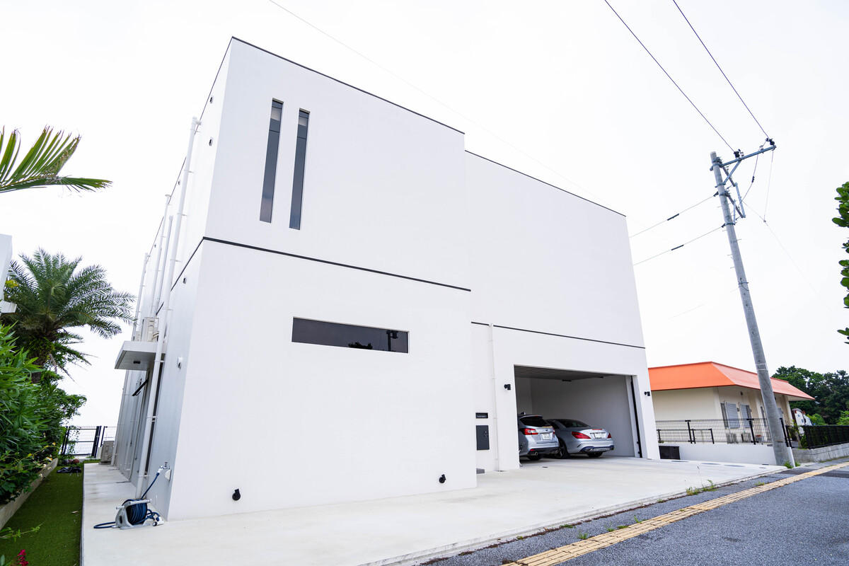沖繩讀谷村｜售價調整：2億1,950萬日圓 → 1億9,950萬日圓（至10月限定優惠）　海景 5LDK 設計師別墅 - 教育移居首選・鄰近國際學校　