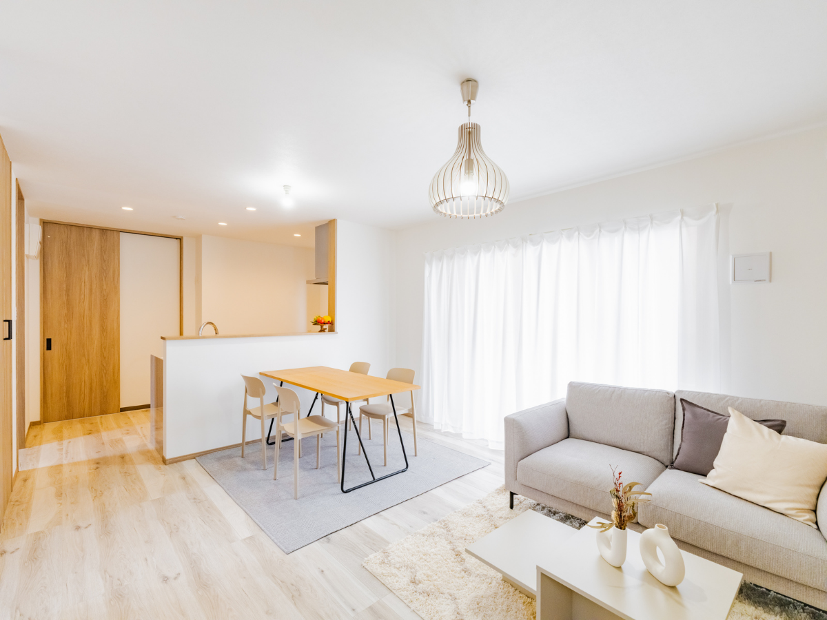 4-Bedroom Home in Uruma City | Elevated Location, Parking for 3 Cars & BELS 5-Star Rating
