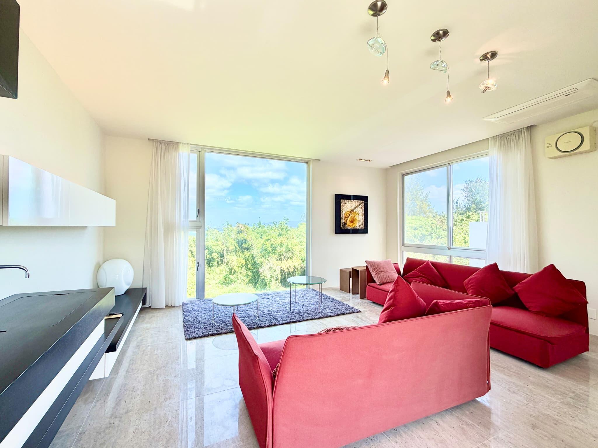 OFF-MARKET PROPERTY BEACHFRONT OCEAN VIEW LUXURY VILLA Onna Village - Okinawa