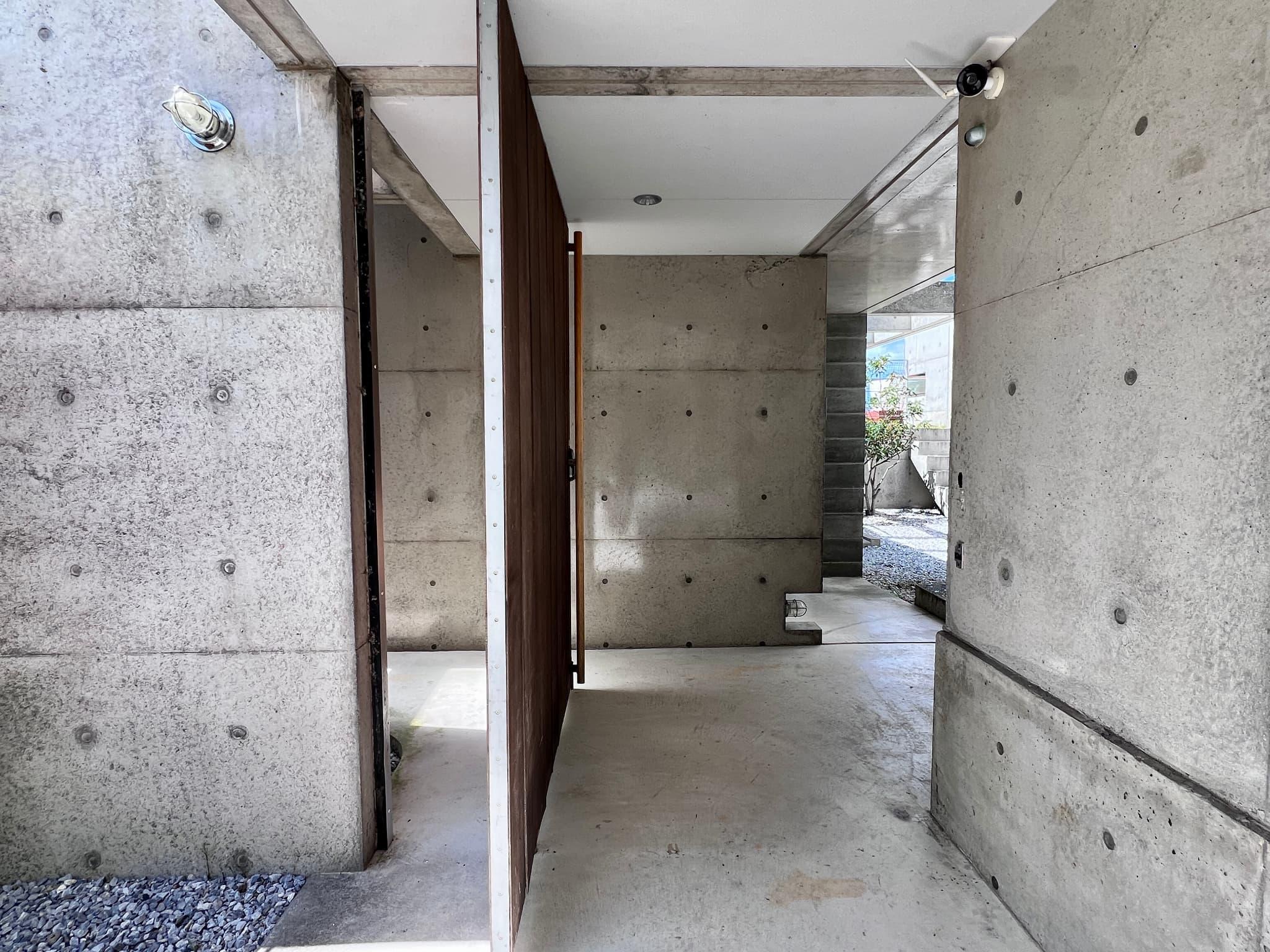 NAKIJIN OCEAN VIEW DESIGNER VILLA      Experience Tranquility and Breathtaking Views -- A Premium 2 Bed Room 2 Bath RC Villa for Investment, Second Home, or Private Living