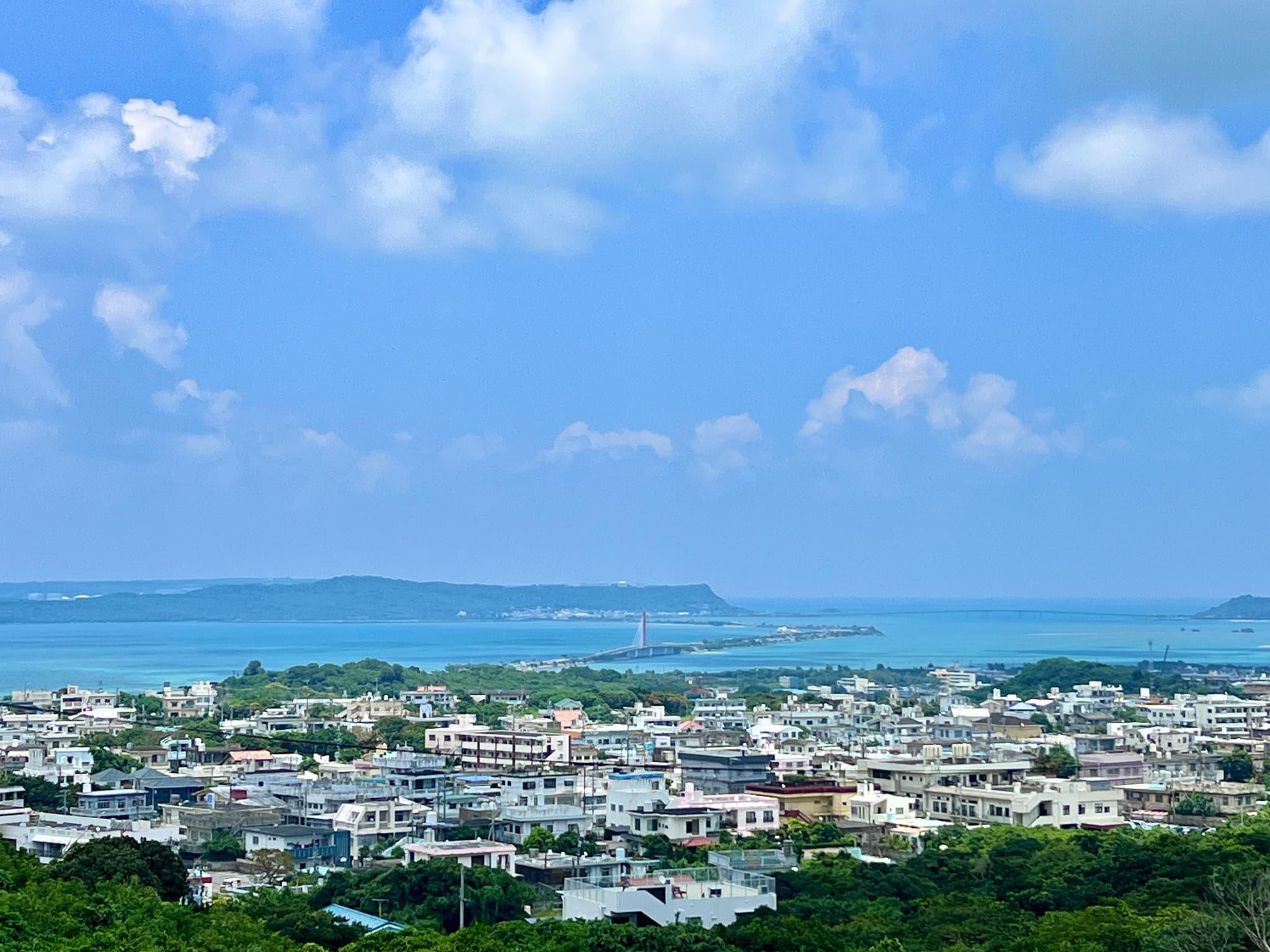 Uruma Katsuren OCEAN VIEW  Ocean-View Home with Rooftop Terrace & Detached Guest Trailer