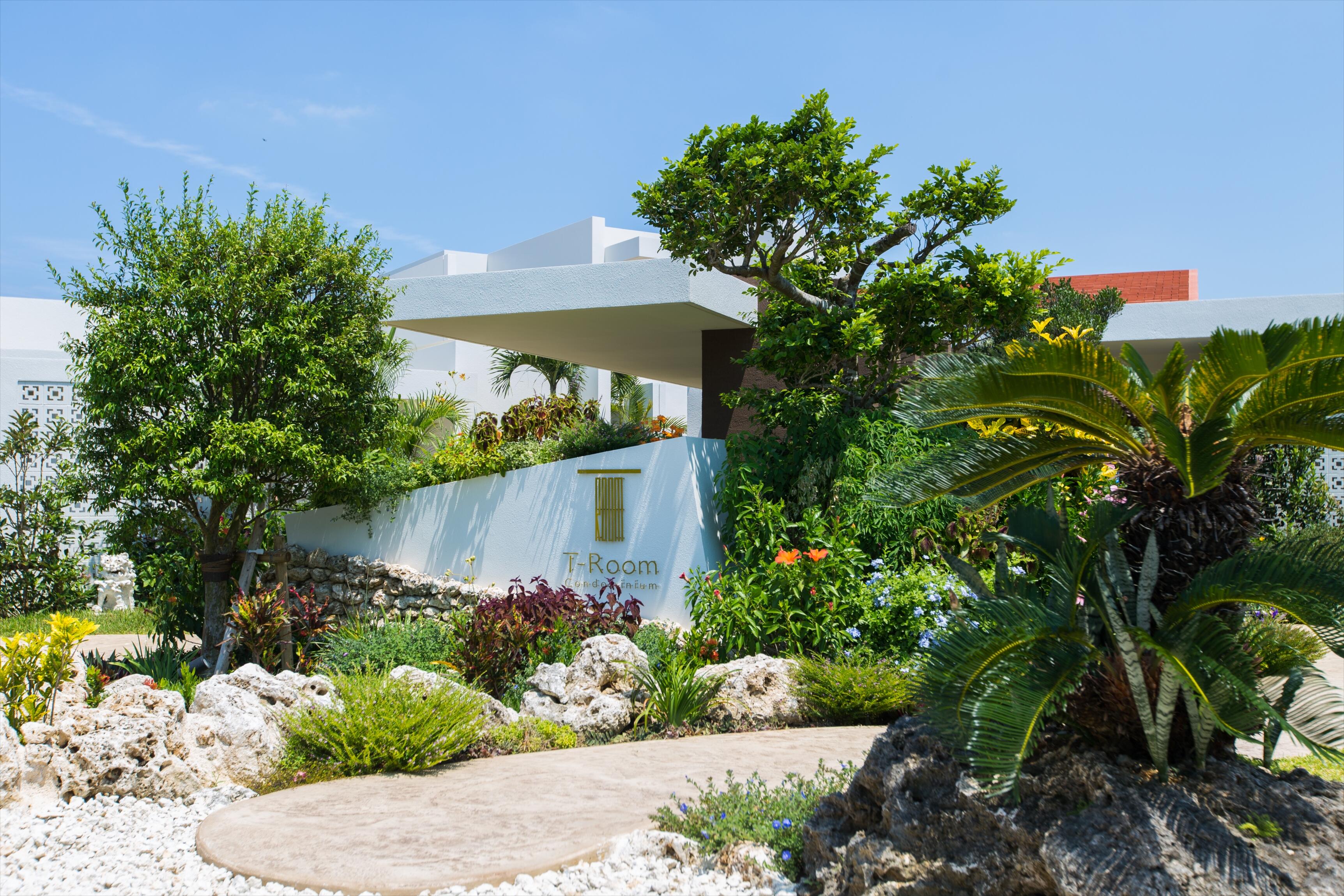 【Ocean View Resort】読谷村長浜 宿泊施設 約776坪 全室オーシャンビュー 100㎡超客室 宿泊施設運営・保養所・投資に