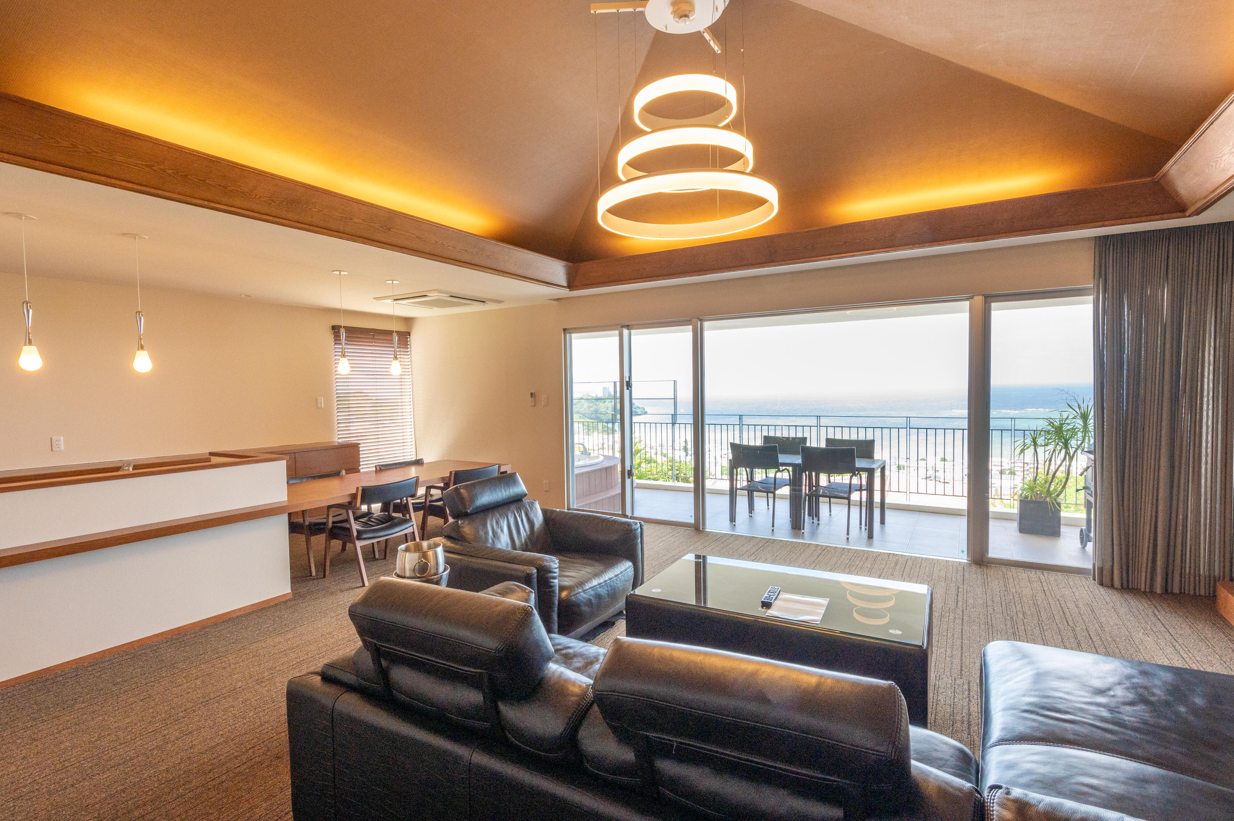 【Ocean View Resort】読谷村長浜 宿泊施設 約776坪 全室オーシャンビュー 100㎡超客室 宿泊施設運営・保養所・投資に