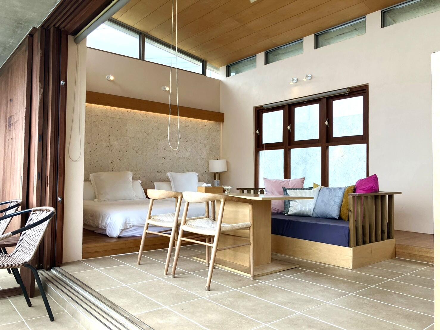 【オーシャンビュー宿泊施設】沖縄県・南城市　オーシャンビュー宿泊施設・住戸　２部屋宿泊施設　１階住居