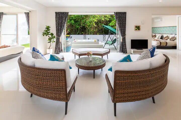 【Ocean Front Villa】今帰仁村古宇利島 宿泊運営中VILLA  Carmus  室外ジャグジー　システムキッチン　2LDK　宿泊運営・企業保養所・セカンドハウスに