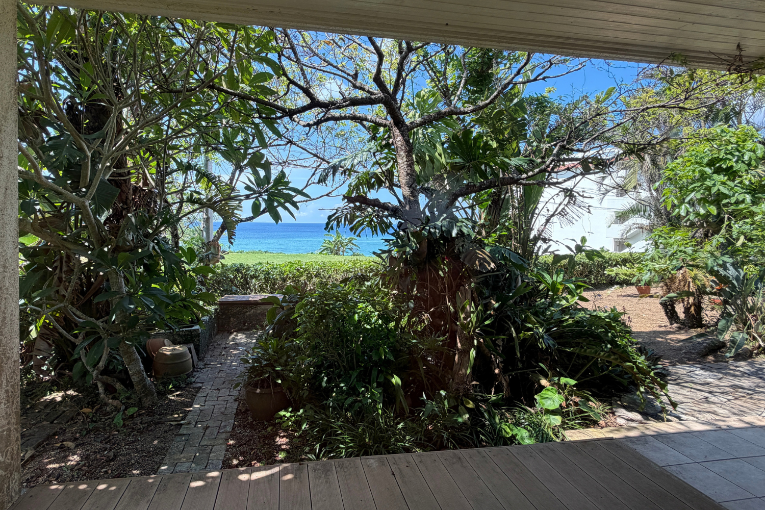 海を望む、海外のような暮らしを叶える住まい|読谷村波平 Ocean View House for Sale in Yomitan, Okinawa | International-Style Coastal Home