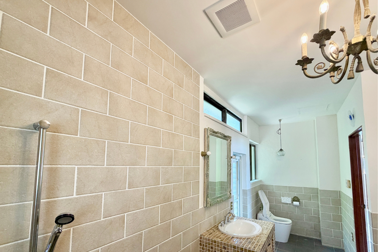 海を望む、海外のような暮らしを叶える住まい｜読谷村波平　Ocean View House for Sale in Yomitan, Okinawa | International-Style Coastal Home