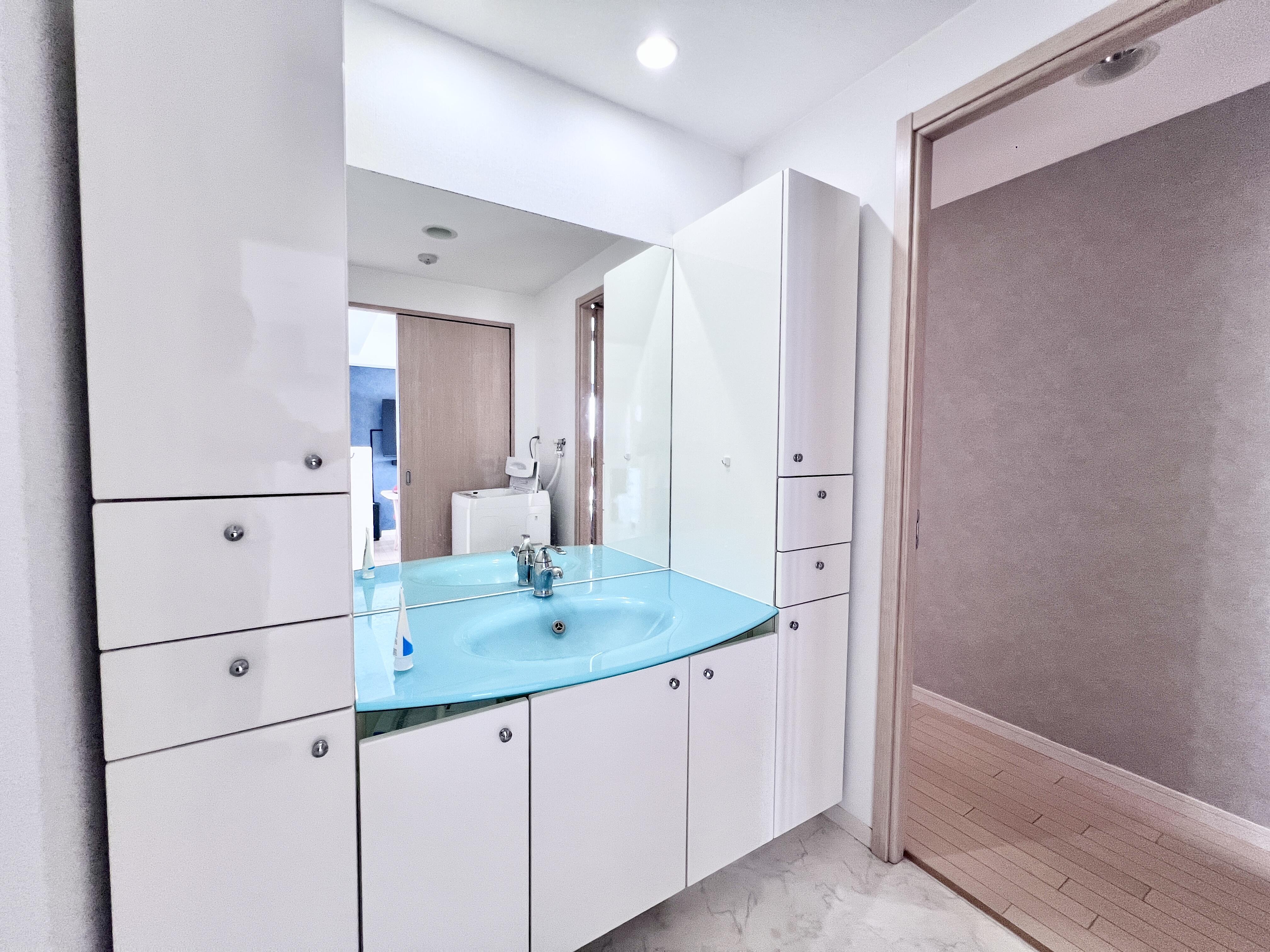 【マンション】那覇　ミオカステーロ泊　8階　角部屋オーシャンビュー　3ＬＤＫ