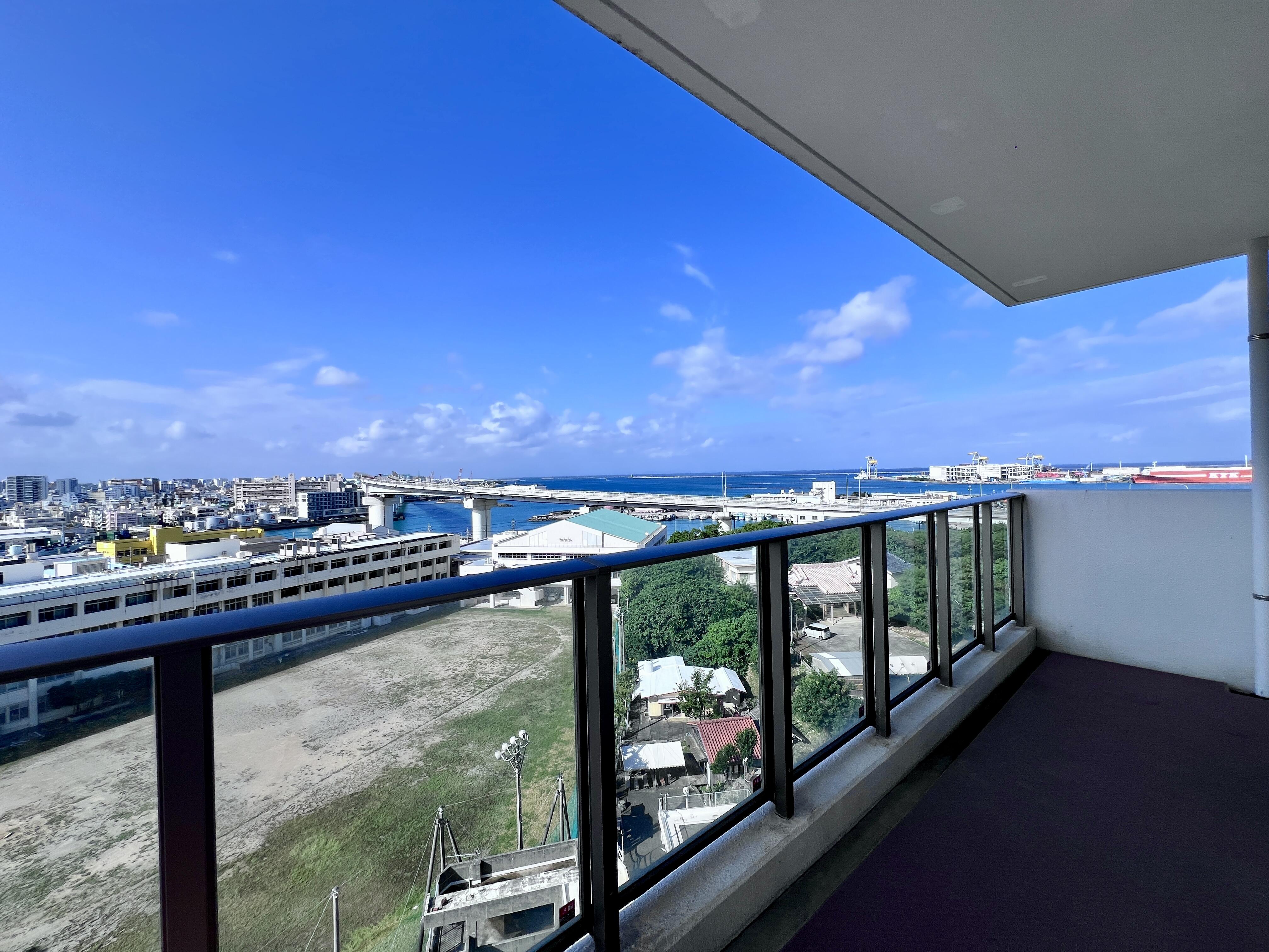 【マンション】那覇 ミオカステーロ泊 8階 角部屋オーシャンビュー 3LDK