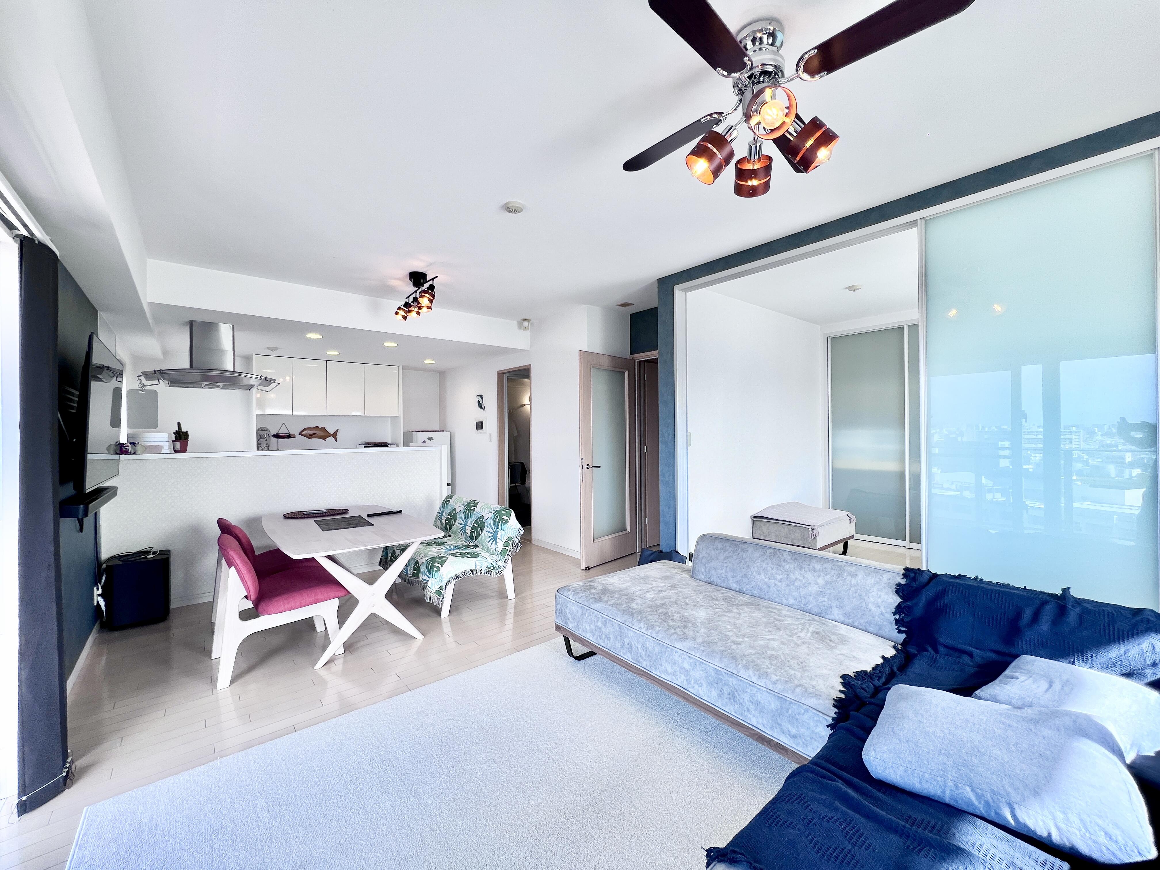 【マンション】那覇　ミオカステーロ泊　8階　角部屋オーシャンビュー　3ＬＤＫ