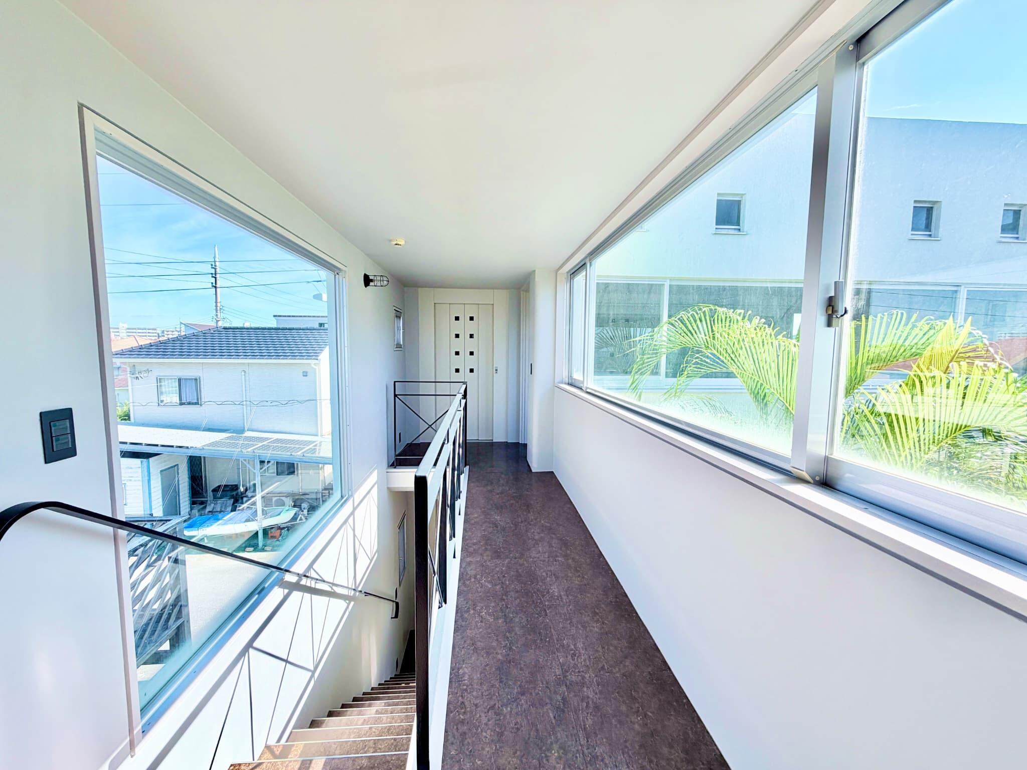 【Ocean Front Luxury Villa】糸満潮崎　オーシャンフロント3LDKデザイナーズVILLA　Studio Design　リノベーション済ホームエレベーター付き