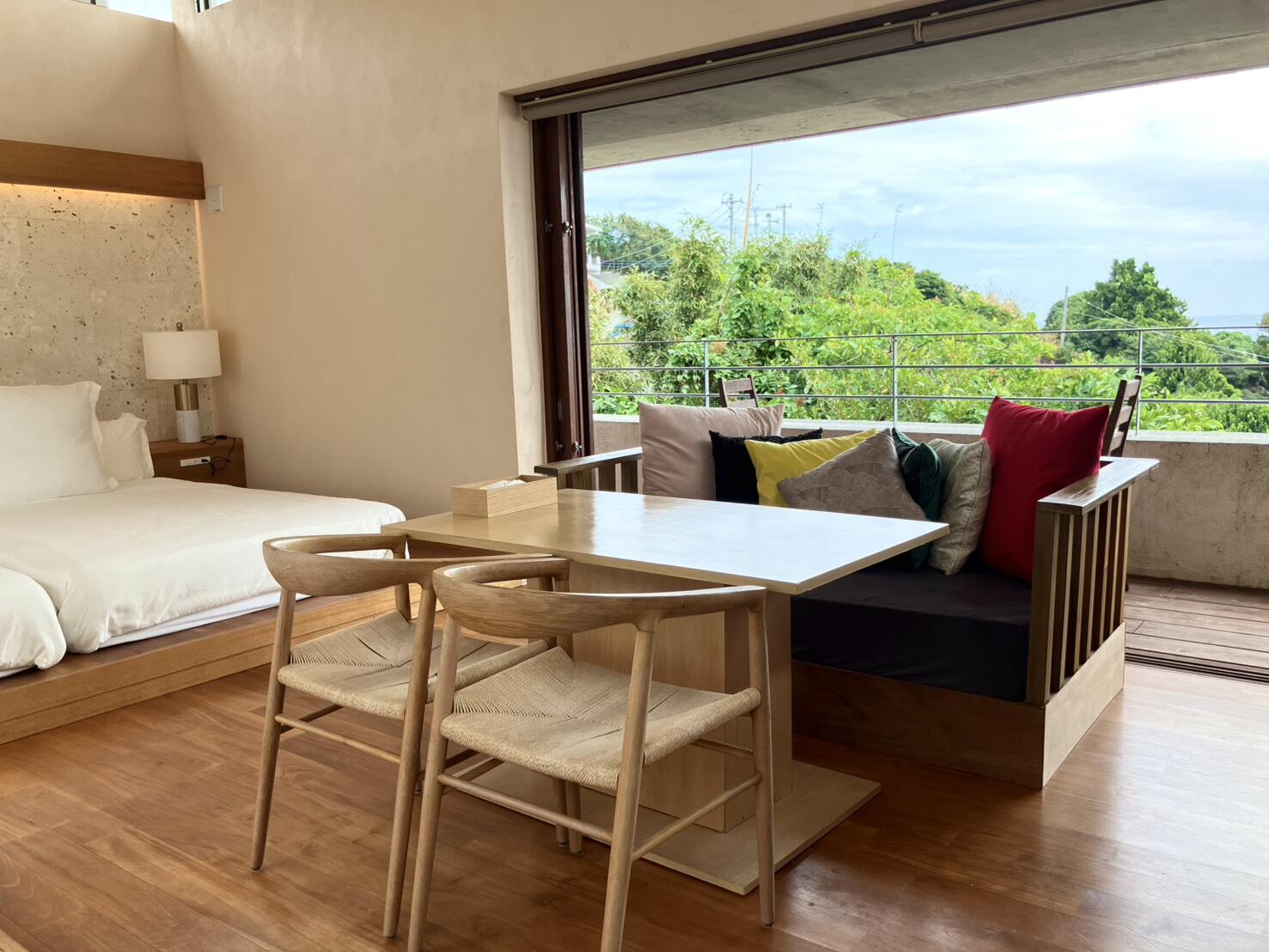 【オーシャンビュー宿泊施設】沖縄県・南城市　オーシャンビュー宿泊施設・住戸　２部屋宿泊施設　１階住居